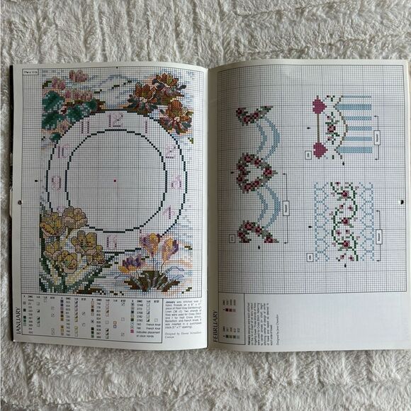 Vintage - A Stitch In Time Cross Stitch Calendar - Leisure Arts - 1994 - Picture 4 of 9